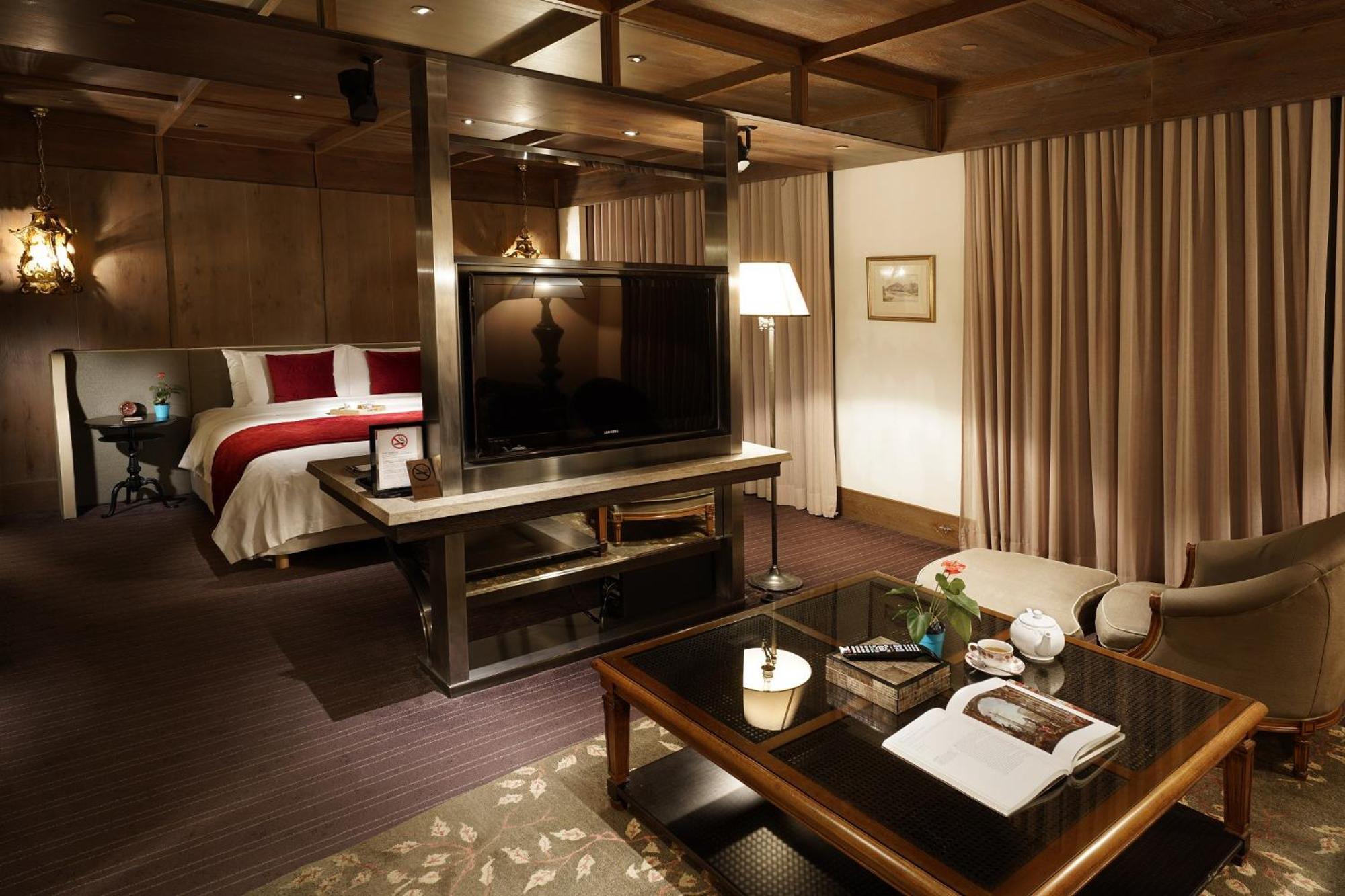 Palais De Chine Hotel Тайпей Екстериор снимка A suite at The Oberoi, Mumbai