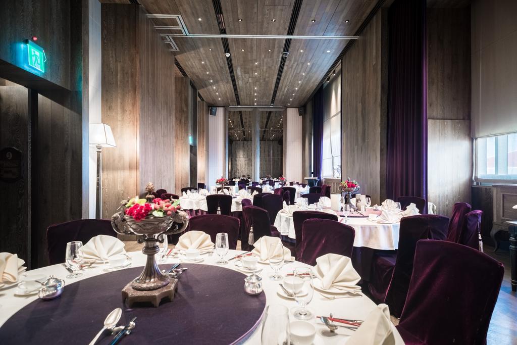 Palais De Chine Hotel Тайпей Екстериор снимка The ballroom